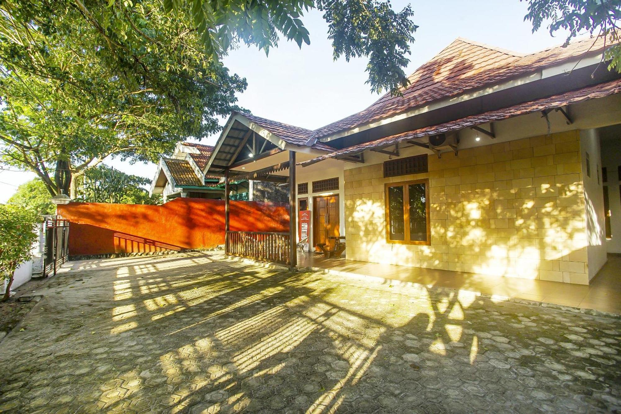 OYO 91055 Homestay Syariah Bandar Lampung Luaran gambar