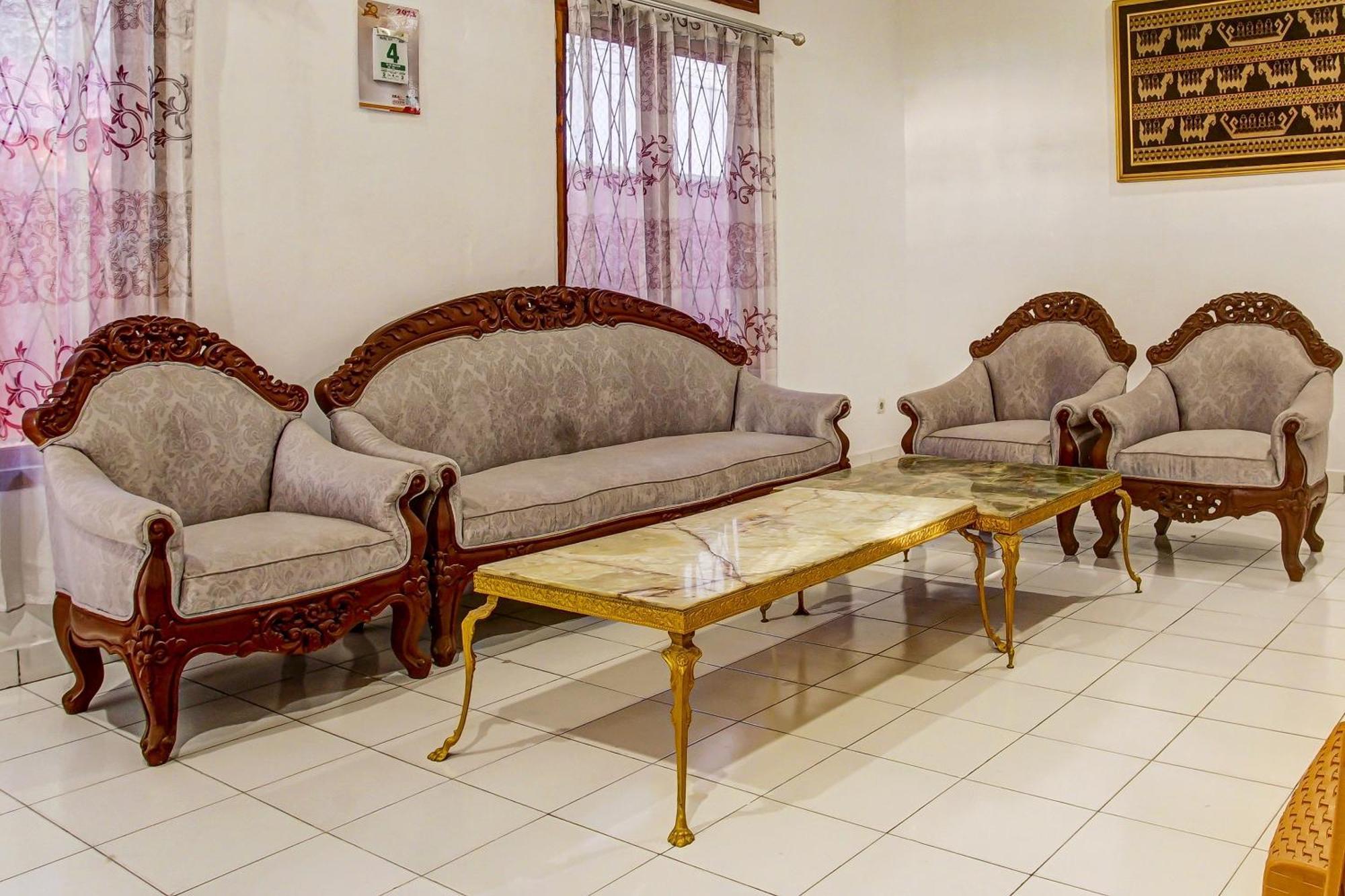 OYO 91055 Homestay Syariah Bandar Lampung Luaran gambar
